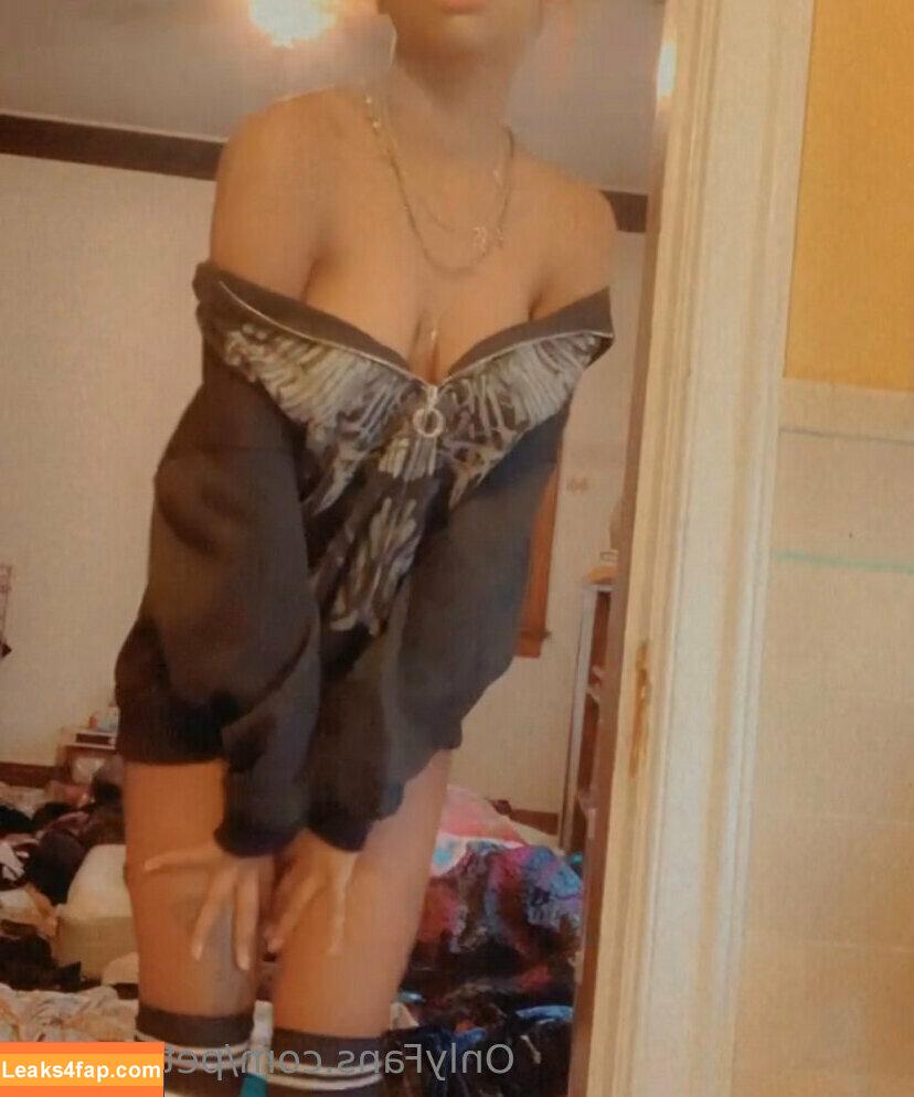 petitchepii / simplychepie leaked photo photo #0008