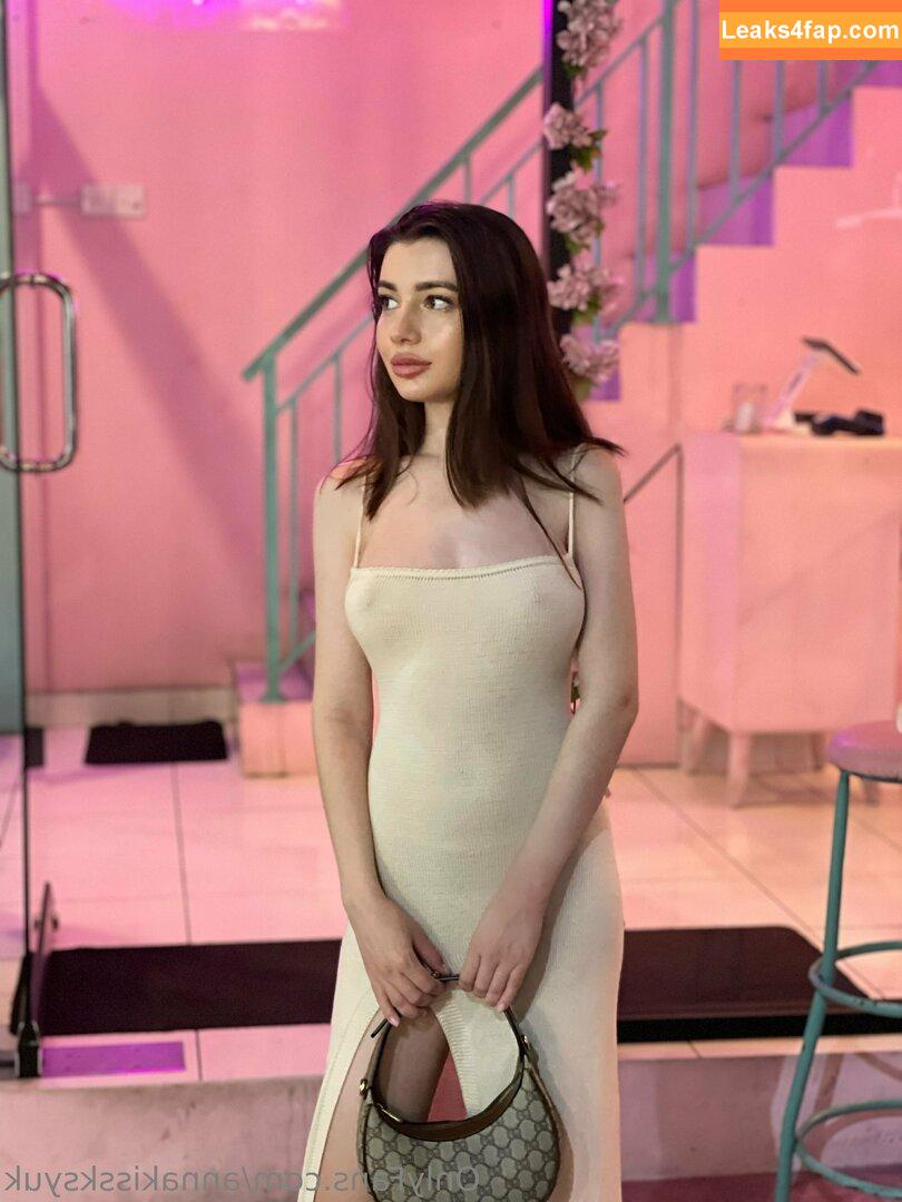 Petite Doll / annakissksyuk / petite.doll leaked photo photo #0205