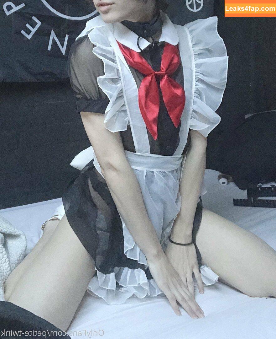 petite-twink / curioussmalltwink leaked photo photo #0032