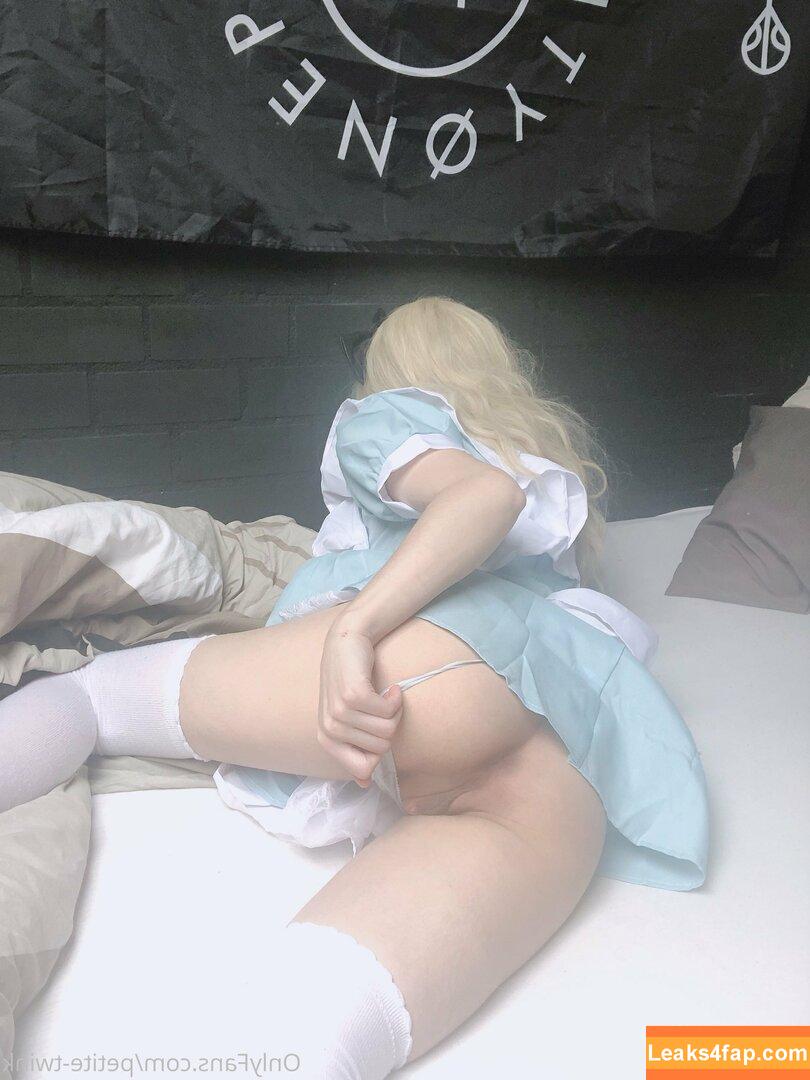 petite-twink / curioussmalltwink leaked photo photo #0048