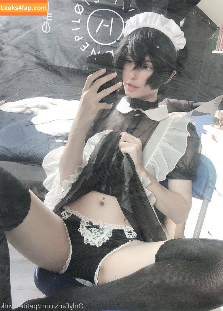 petite-twink / curioussmalltwink leaked photo photo #0115