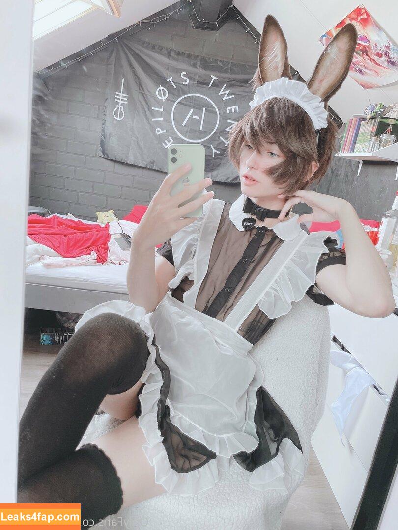 petite-twink / curioussmalltwink leaked photo photo #0136