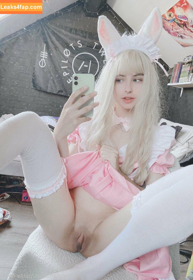 petite-twink / curioussmalltwink leaked photo photo #0147