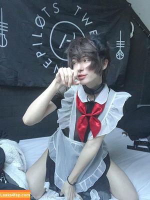 petite-twink photo #0027
