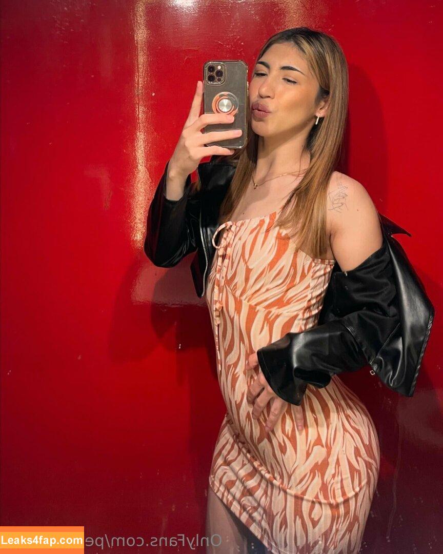 petitehelena / pawghelena leaked photo photo #0043