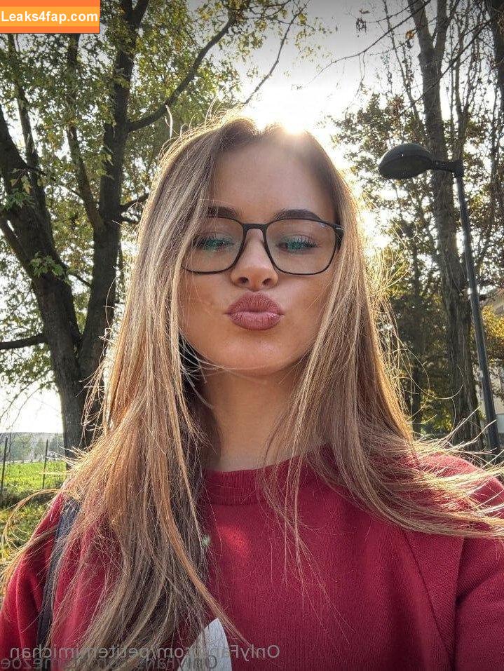 petitemimiuwu /  leaked photo photo #0041