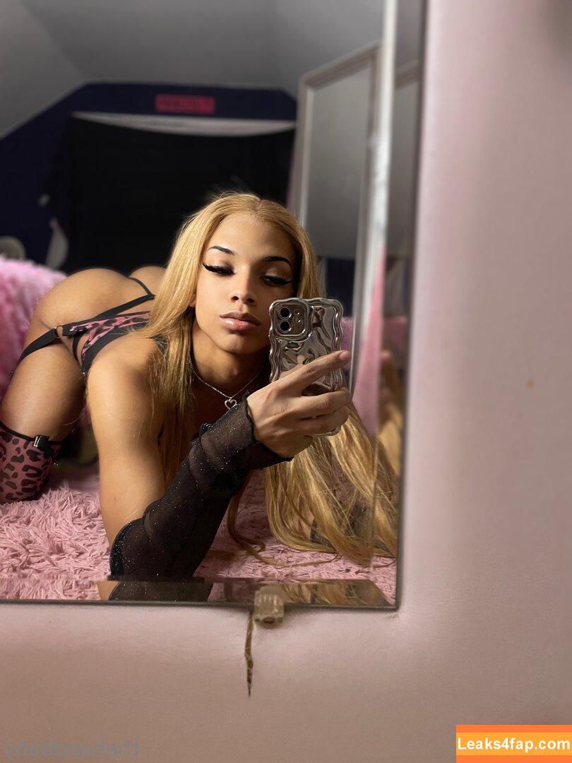 petitepeachbby /  leaked photo photo #0004