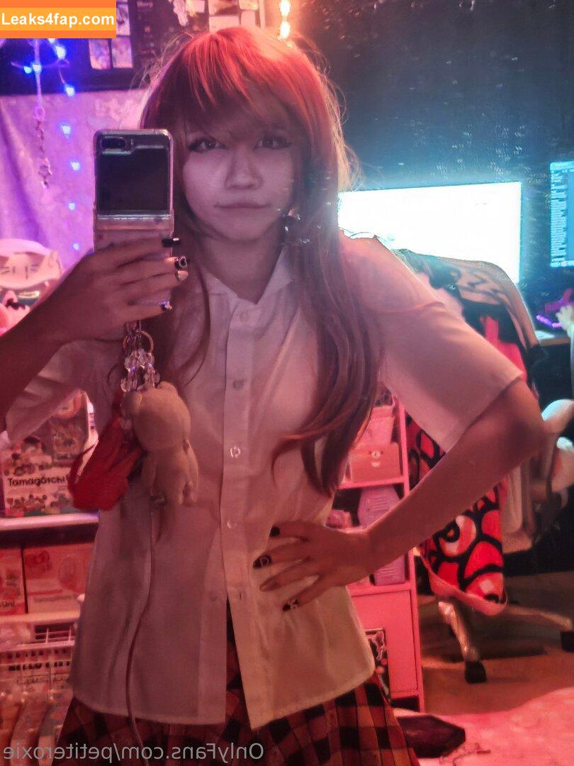 petiteroxie / Roxie / malice / malicegf / mooxfang leaked photo photo #0034