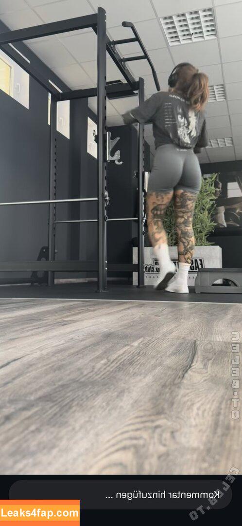 Petra Siebeck / flashinglines / redtatbabe leaked photo photo #0011