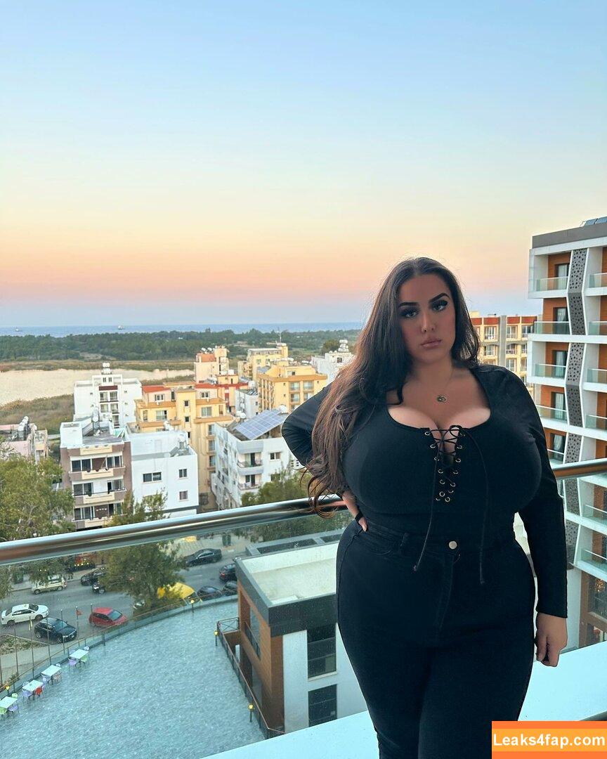 Pettiana | Cypriotmami / Busty Turkish / cypriotmami leaked photo photo #0092