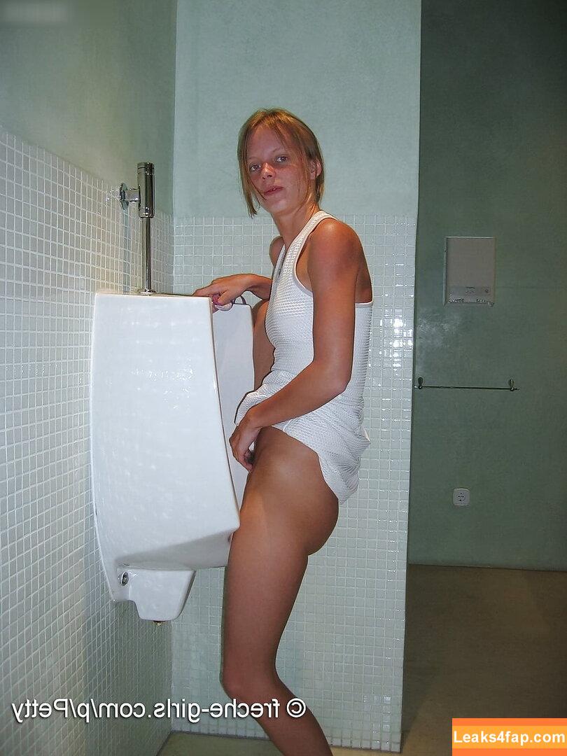 Petty /  leaked photo photo #0050