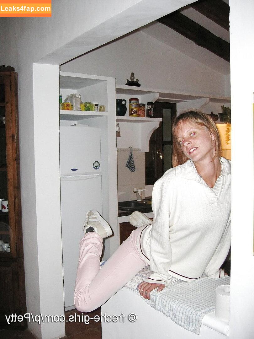 Petty /  leaked photo photo #0073
