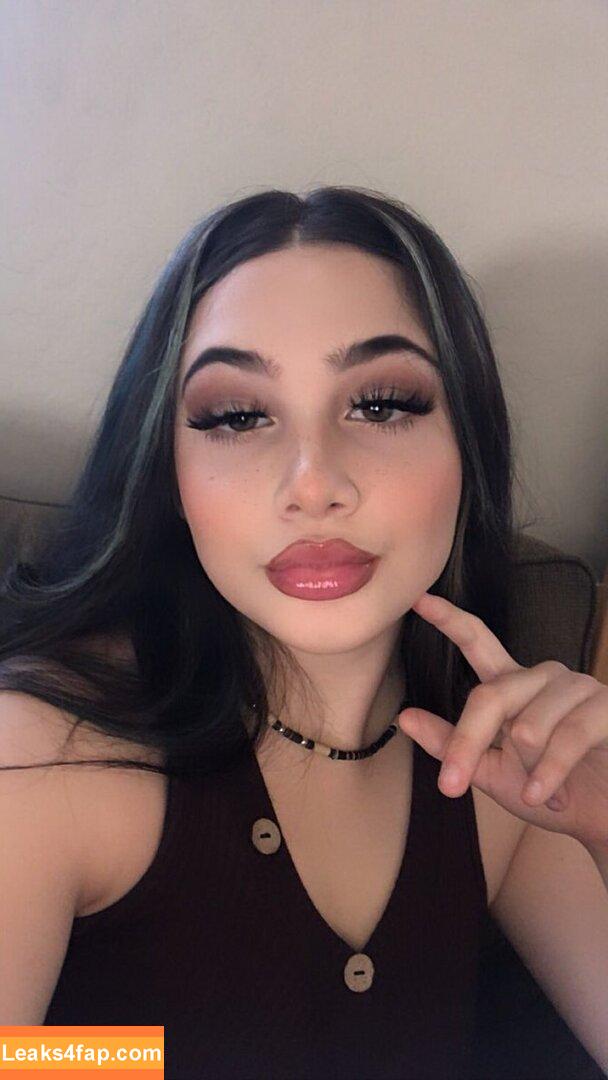 Petun1ia бесплатные голые фото