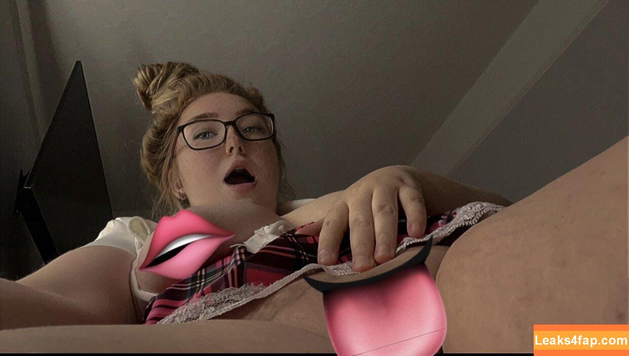 Peyton Farr /  leaked photo photo #0005