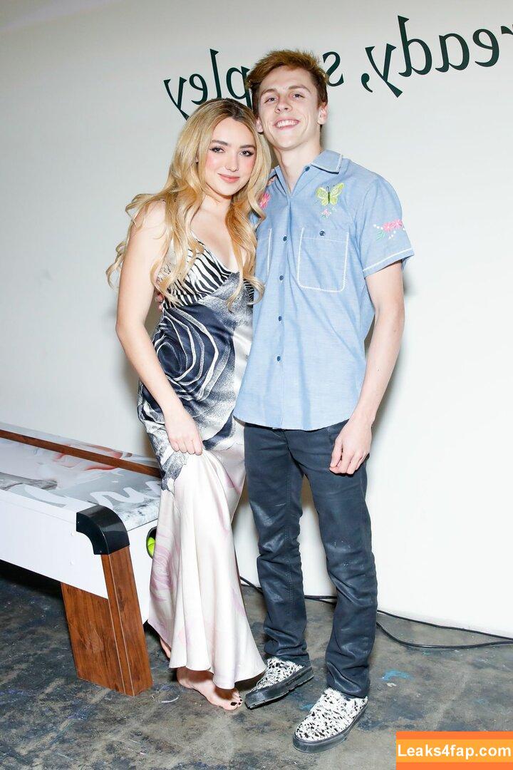 Peyton List / PeytonList / dammitpayton слитое фото фото #0126