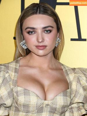 Peyton List фото #0051