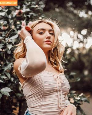 Peyton List фото #0076