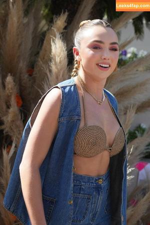 Peyton List фото #0198