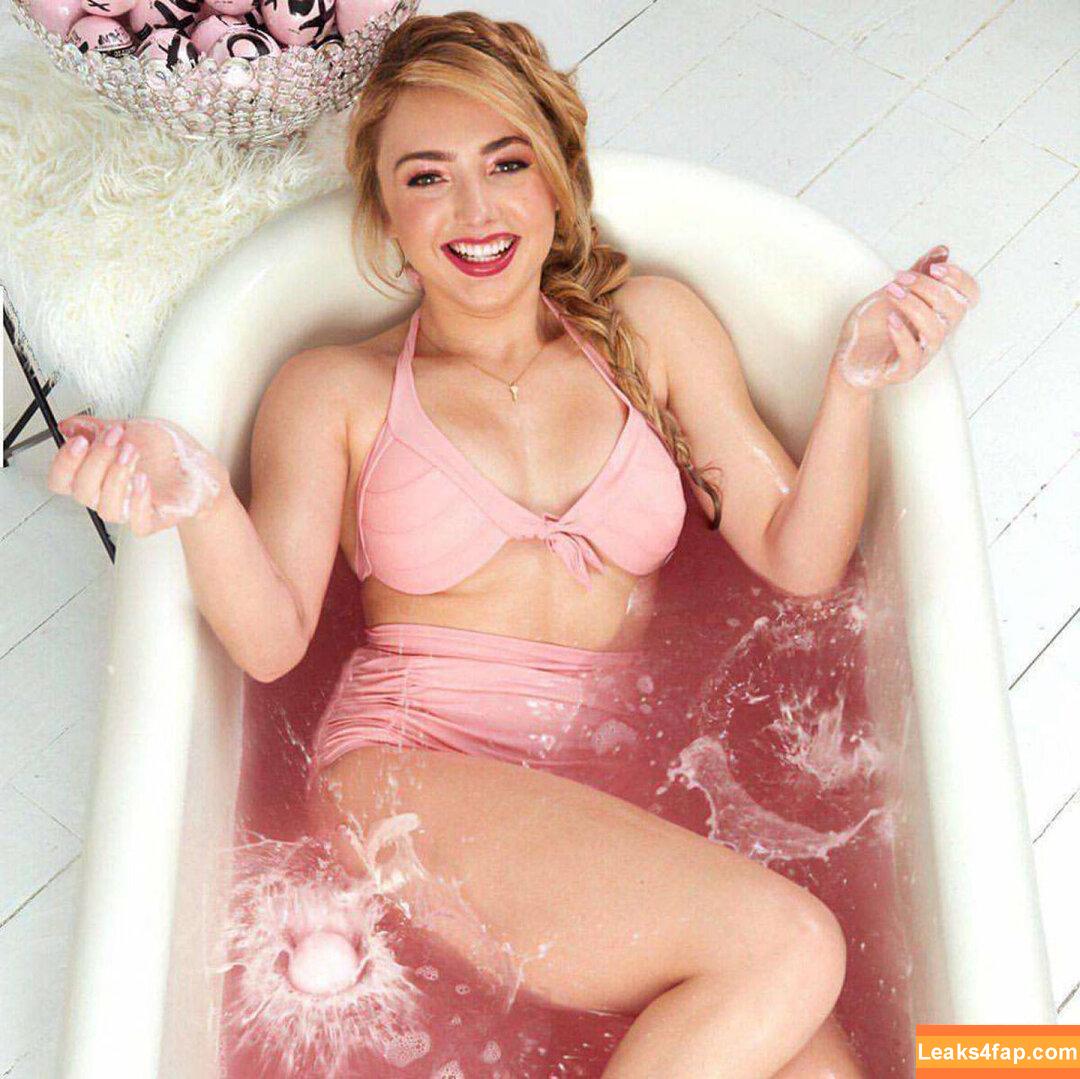 peytonlist /  leaked photo photo #0008