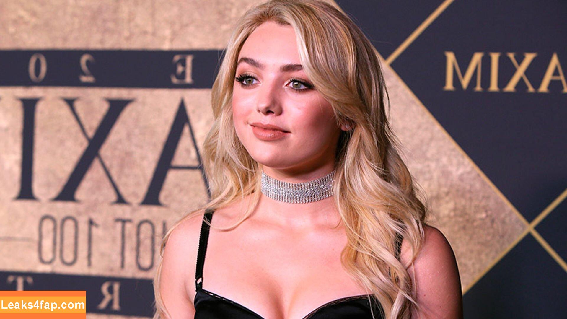 peytonlist /  leaked photo photo #0010