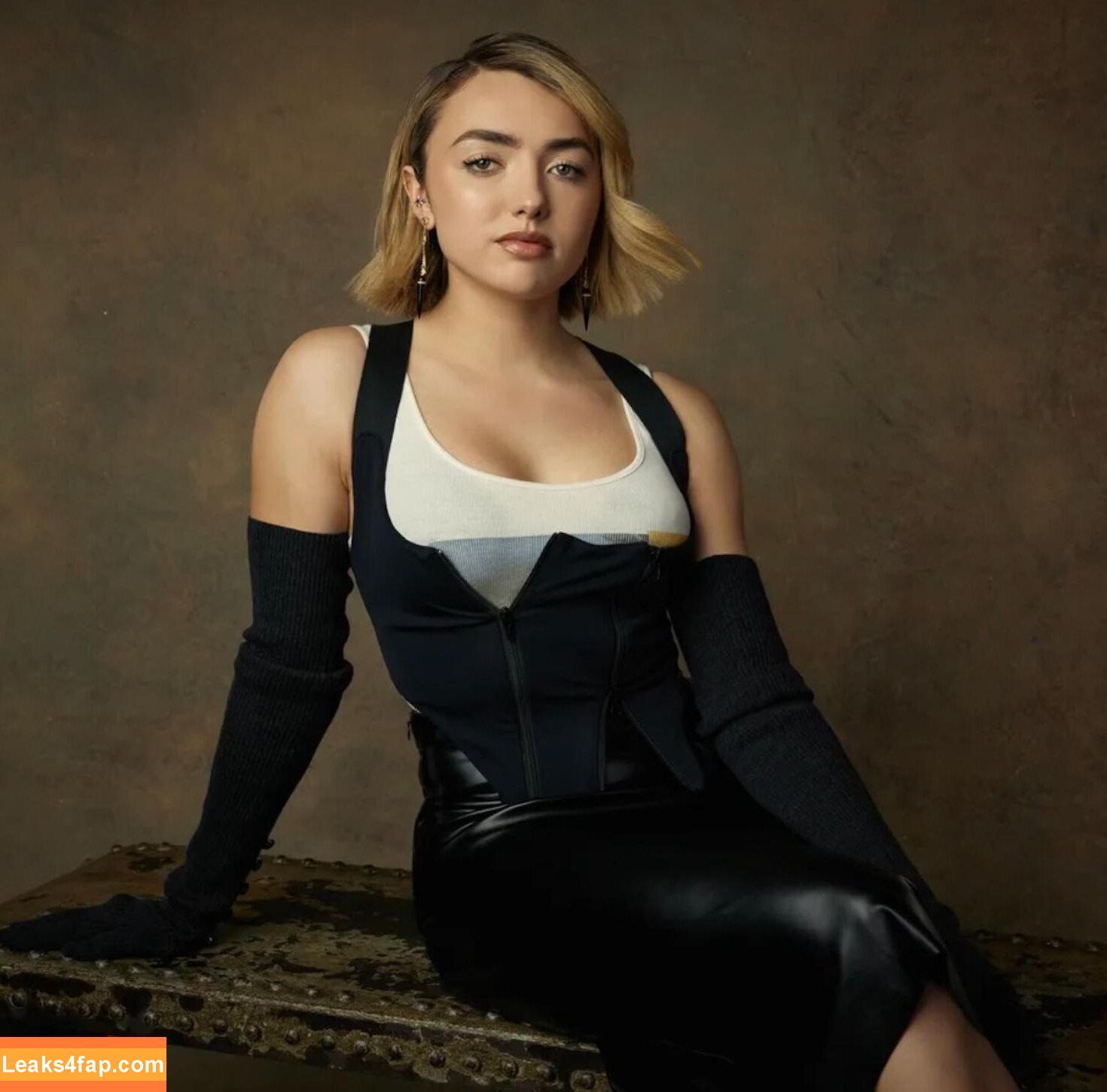 peytonlist /  leaked photo photo #0014
