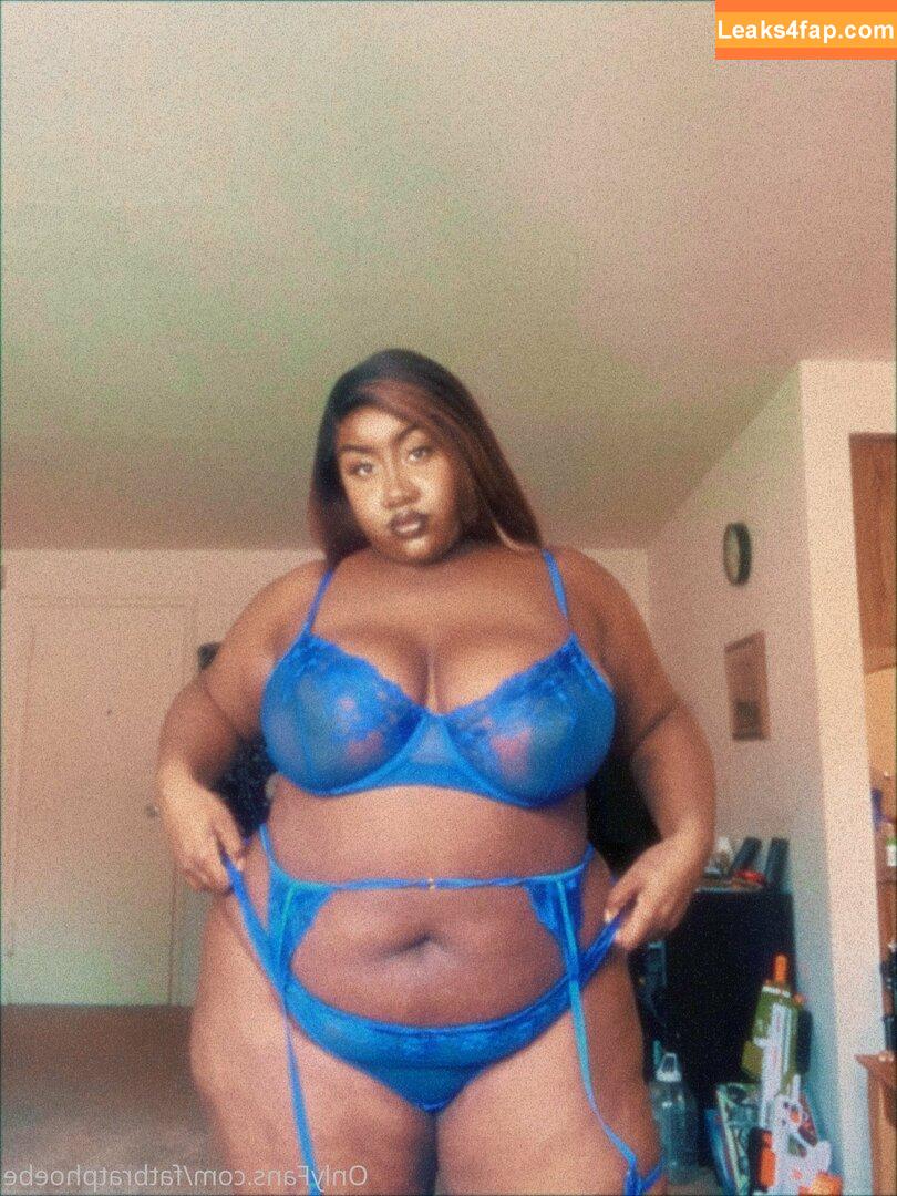 phat_ass_phoebe /  leaked photo photo #0001