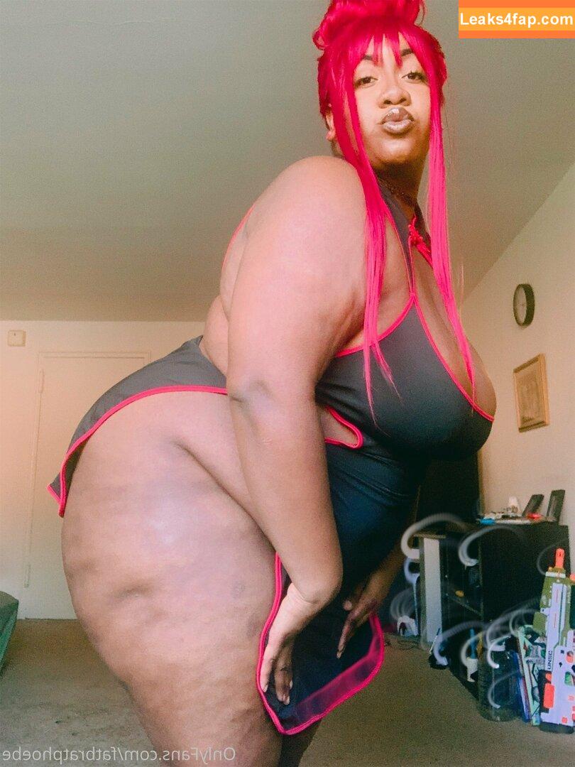 phat_ass_phoebe /  leaked photo photo #0014
