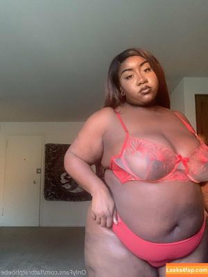 phat_ass_phoebe photo #0010