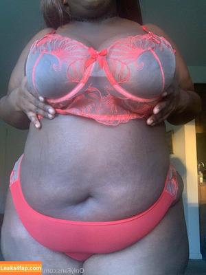 phat_ass_phoebe photo #0011