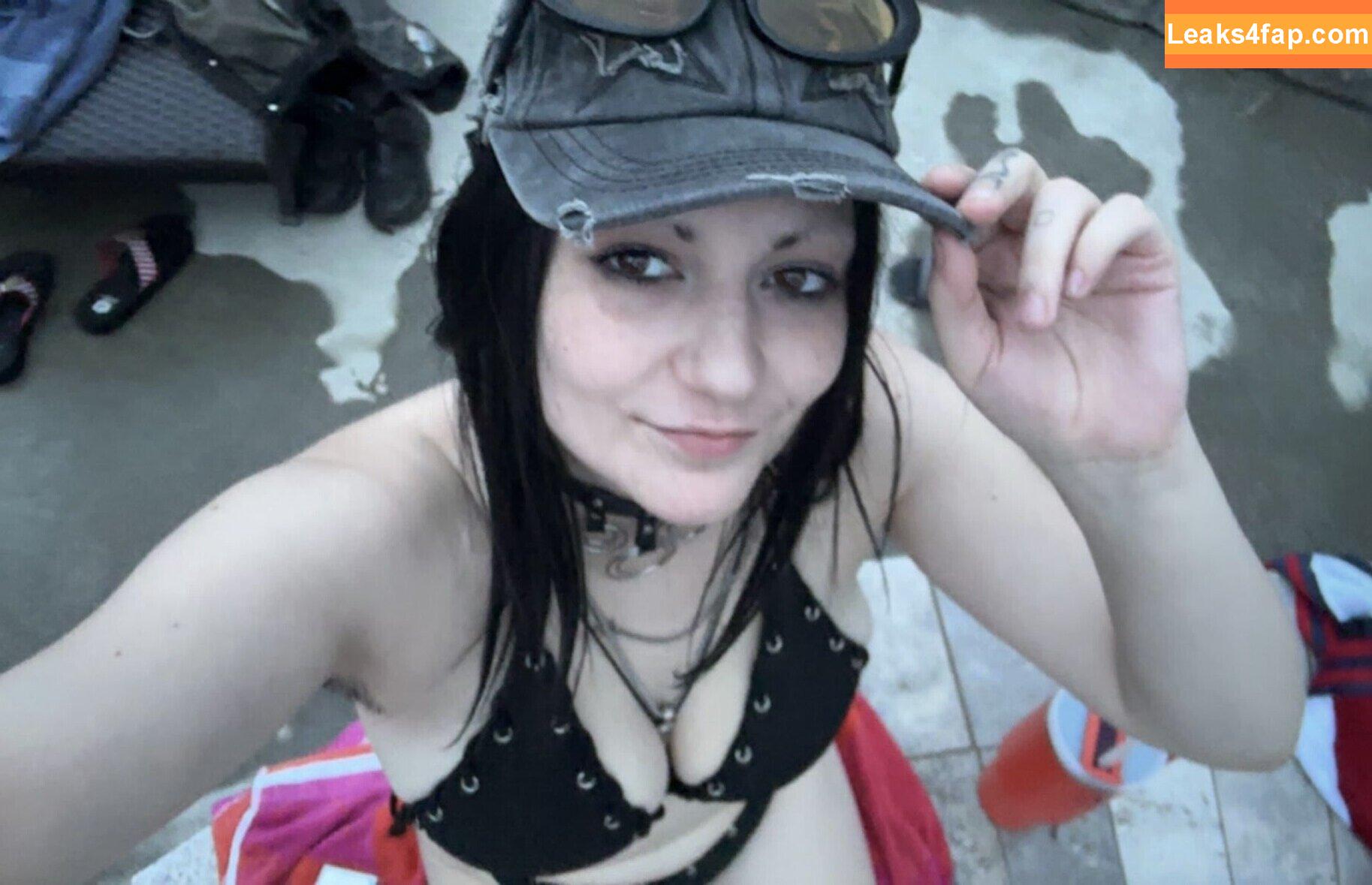 Phia The Skelton / FearValentine leaked photo photo #0017