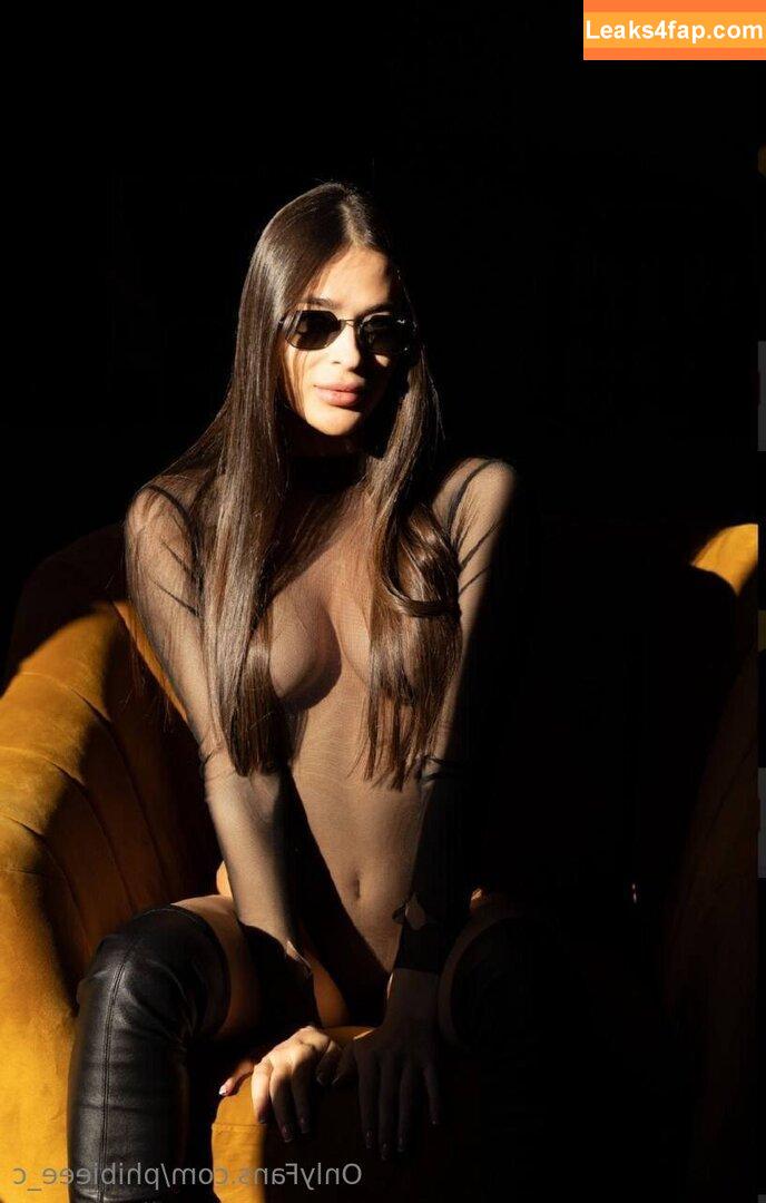 phibieee_c / phoeeebbee leaked photo photo #0047