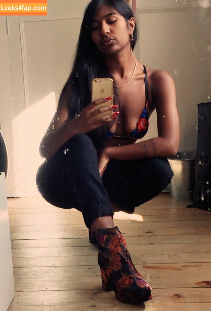 philllybabyy / fansly / madiphillipss / models101 leaked photo photo #1263