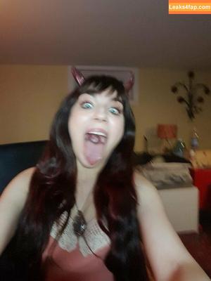 philllybabyy photo #1257