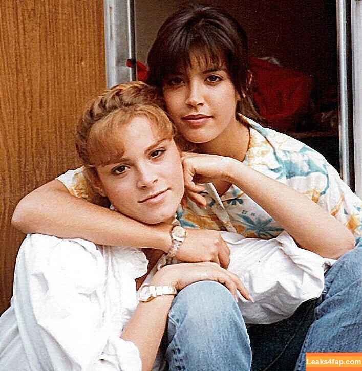 Phoebe Cates / PhoebeBCates / phoebecateskline leaked photo photo #0093