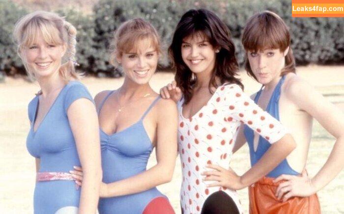 Phoebe Cates / PhoebeBCates / phoebecateskline leaked photo photo #0097