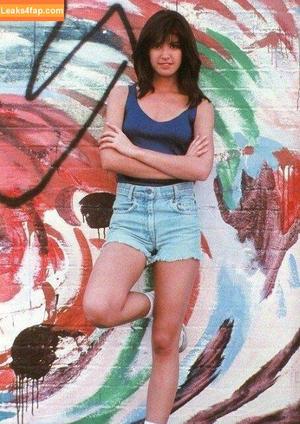 Phoebe Cates photo #0059