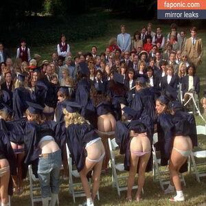 Phoebe Cates photo #0092