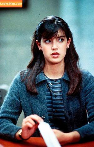 Phoebe Cates photo #0102
