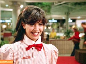 Phoebe Cates photo #0104