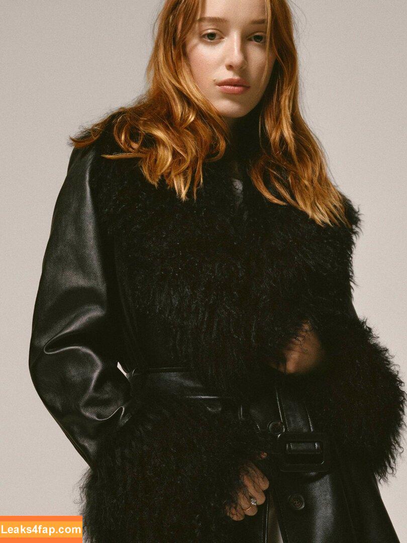 Phoebe Dynevor / phoebedynevor leaked photo photo #0105