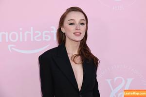 Phoebe Dynevor photo #0042