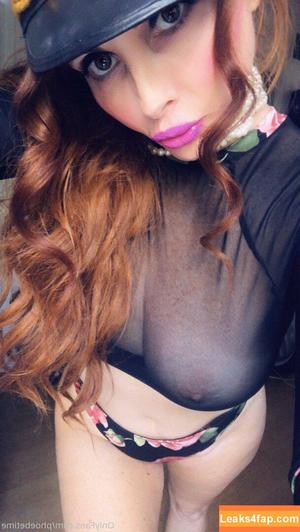 Phoebe Price photo #0182