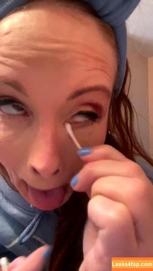 Phoebe Price photo #0807