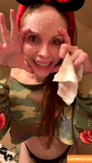 Phoebe Price photo #0908