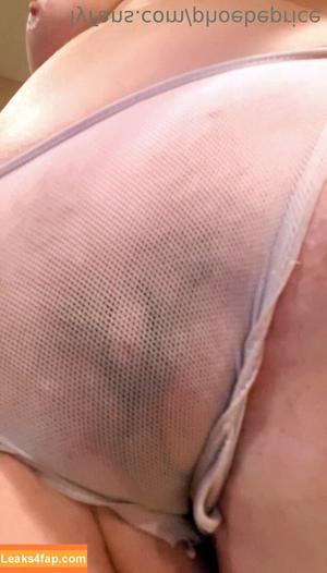 Phoebe Price photo #1013