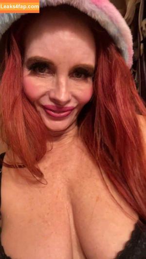 Phoebe Price photo #1046