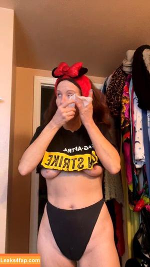 Phoebe Price photo #1083