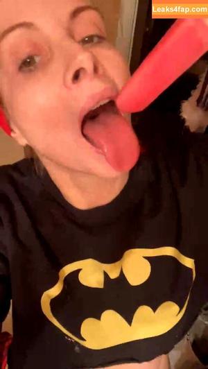 Phoebe Price photo #1113