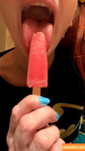 Phoebe Price photo #1126