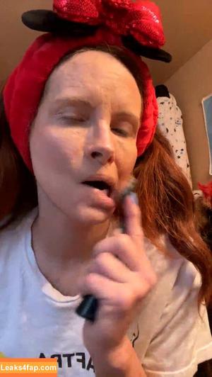 Phoebe Price photo #1162